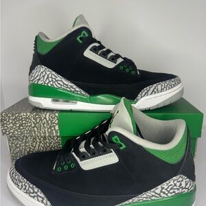 Jordan 3 Retro Mid Pine Green 9.5M